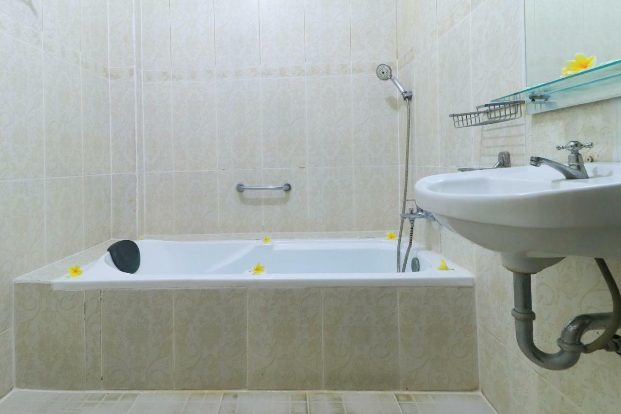 Gianyar Hotel Екстериор снимка